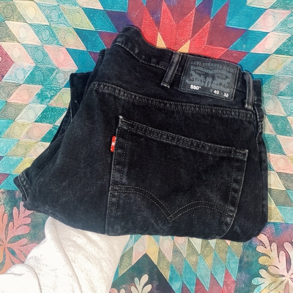550 Levi Black Distressed Denim Jeans - Picture 1 of 2